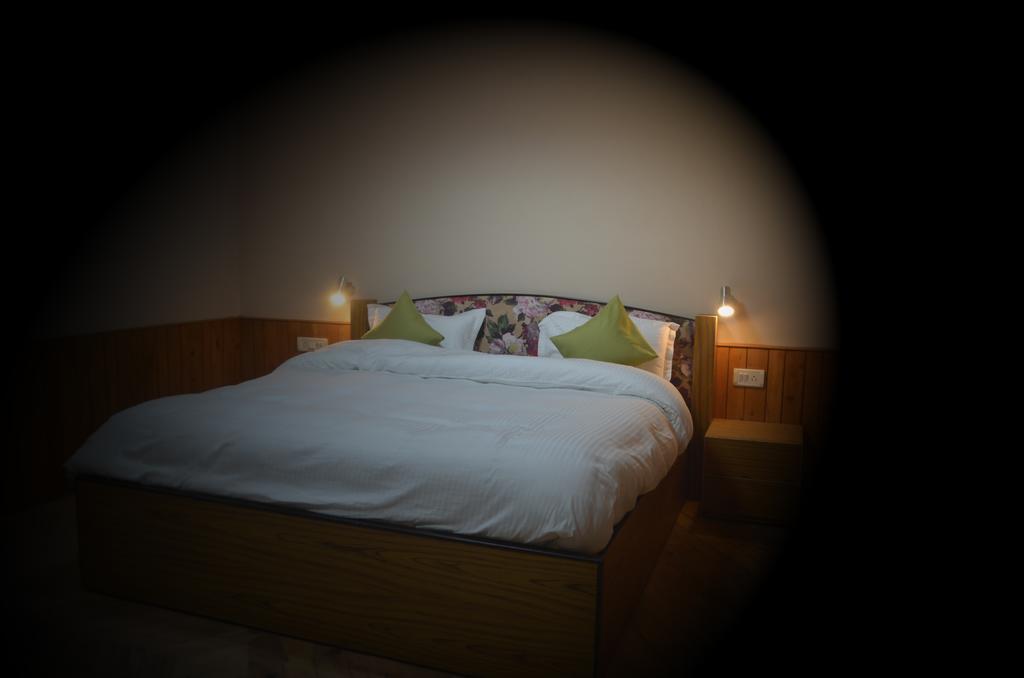 The Cliffe Hotel มัสซูรี ภายนอก รูปภาพ