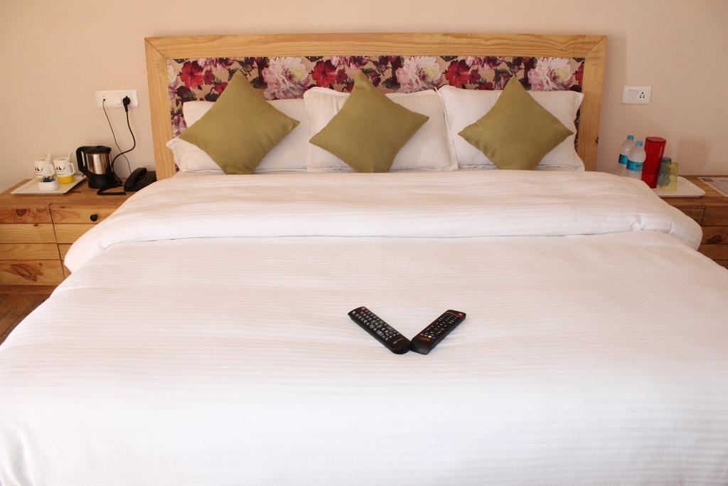 The Cliffe Hotel มัสซูรี ภายนอก รูปภาพ